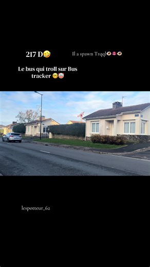 Passage du 217 D destination Station Liane Q9 🚍Heuliez Gx137 Le 217 il troll sur bus tracker 🤓🤡 @Spotteur de bus marineo 62 @Inouigo33 @TRANSPORTS51,60 et 75 @OuigoBusSpotting @Bus_Région62 @SPTRDK @bus marinéo boulogne du 62 @inouïterspotting @spotter tan @Tc_Spotting_idf 🇪🇺