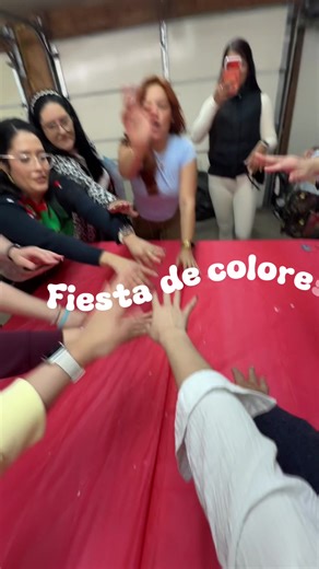 Fiesta de Colores: La Diversión de una Celebración