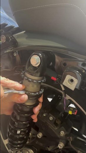 2024 Road Glide Rear Suspension Adjustment.
