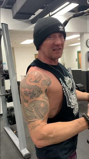 Back workout after spinal fusion surgery
