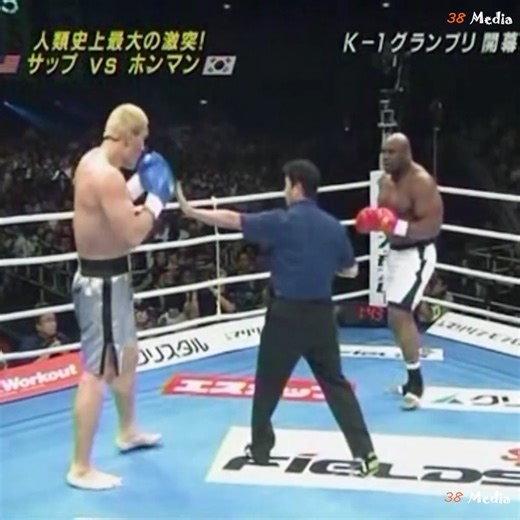 Bob Sapp vs Hong Choi 👊 I've never seen a boxer with such a big belly 🤣🤣 | Street Fight Europe