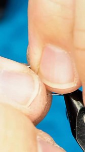 Mop Fly! Hook: Core Jig hook size 8 Bead: Saluda beads Thread: TheFlySmith 52D nylon Body: Tinsel I’m testing Dubbing: Blends I made Mop material: Another thing I’m testing Hackle: Whiting hen Resin: uv craft Tools: TheFlySmith @_tiesflies #fly #flytying #theflysmith #flytyingjunkie #flytyingtutorial | Fly life media