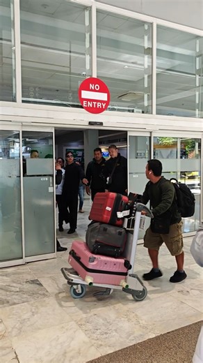 Welcome back to Manila, DJ! ❤️ #DanielPadilla #DJP | Daniel Padilla