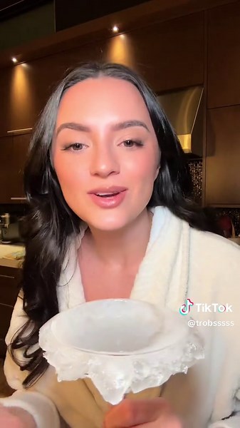 Frozen Martini Recipe: Refreshingly Cold Drink Ideas