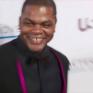 31K views · 301 reactions | Get to know more about Kehinde Wiley, the man behind the Obamas' new amazing portraits | BET | Facebook