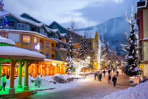 9 Hallmark Holiday Movie Towns You Can Actually Visit—With Romantic Châteaus, Skating Trails, and Elaborate Decor