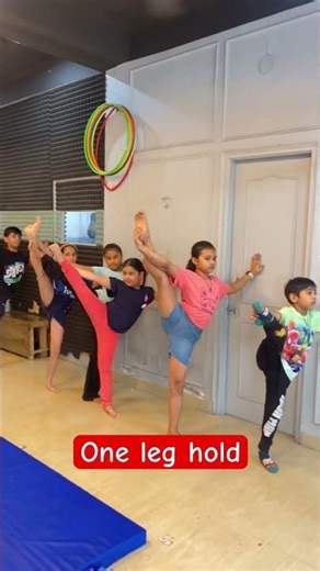 One leg hold | gymnastic y hold #youtubeshorts #love #kids