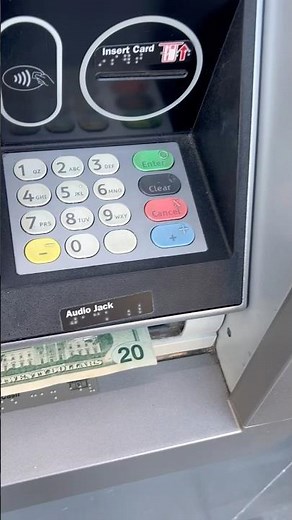 Withdrawing cash from the Bank of America ATM for the first time in the United States
