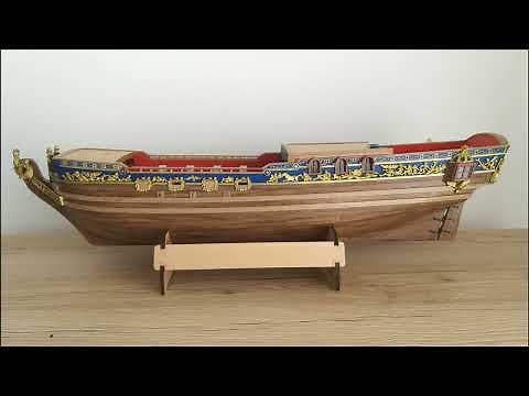 ROYAL CAROLINE ship model - I.