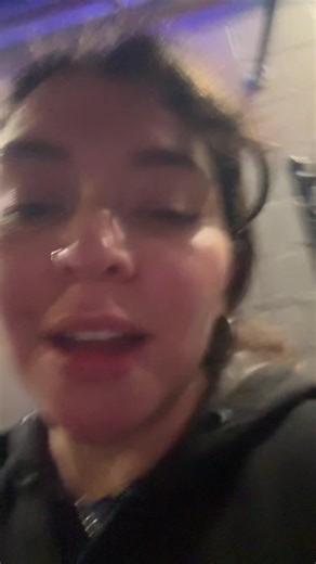 Carly (@carly.cosas)’s videos with original sound - Carly