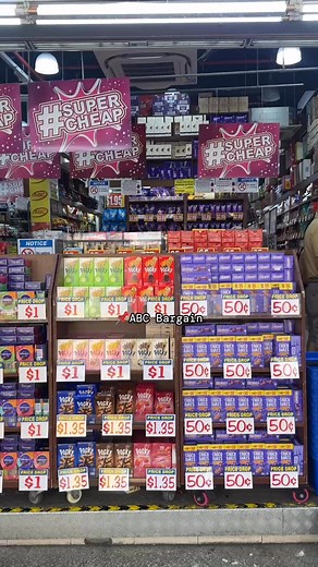 If you’re looking for “SUPER CHEAP” souvenirs, this is right for you. ABC bargain outlets widespread in various areas in Singapore 🇸🇬. #Cheapsouvenirs #singapore #tipsandtricks #visitsingapore #traveltips #tuesdaydeal | Deedee