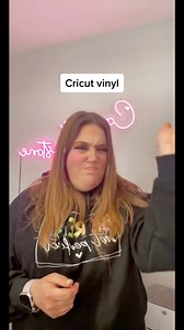 What is your favorite vinyl or htv brand? I love Starcraft, teckwrap and Siser! Those are my go to brands for affordability. Quality, and durability! Plus they have tons of colors and finishes!! #cricut #vinyl #starcraft #siser #vinylbrands | Corinne Blackstone