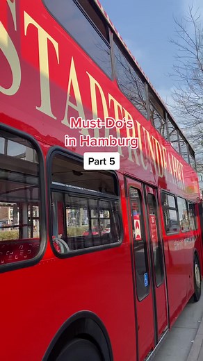 Explore Hamburg with a Hop-On Hop-Off Tour