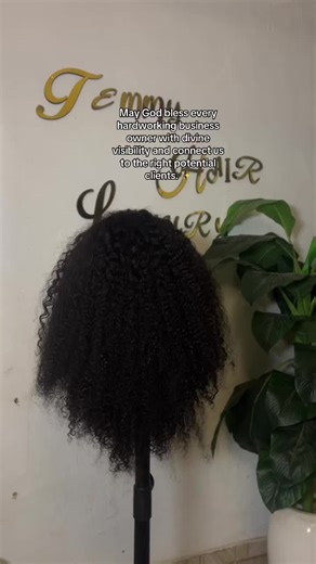 Unit 300 gram 24 inches Burmese curls with full frontal 585k . If you want a full curling hair tutorial video coment hi . #temmyhairluxury #luxuryhairvendor #curlinghair