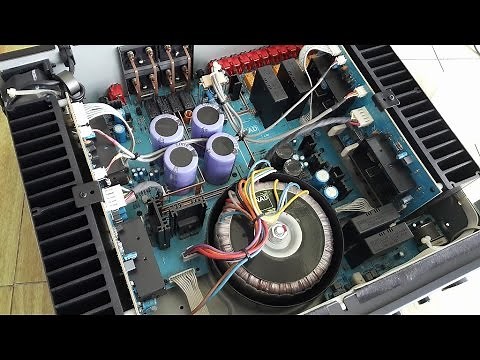 NAD C370 integrated amplifier