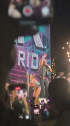 Attending Flo Rida's concert in Miami, Florida! 🇺🇲🥳🎉 #miamivlog