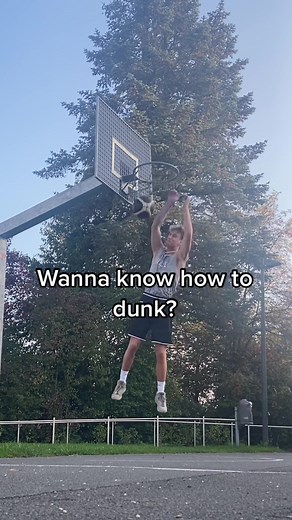 How to dunk in 3 steps. I hope it will help u guys 🏀🖤 #basketball #dunking #howtodunk #dunktutorial #