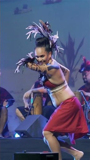 Amazing Tahitian Dance powerful 14