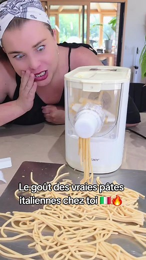 Machine à pâtes automatique : pâtes fraîches maison en minutes