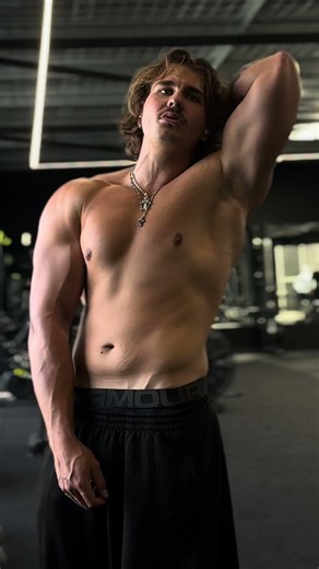 Flat ----Bucked up code: CHINZ310Emraldlabs code: CHINZGym Pin code: TODD #gym #delttraining