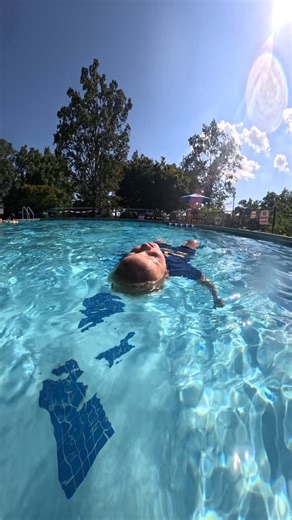 New year, new swimmer. 🎉 I have ONE spot left in my Crossville session starting January 26th! It will be the only time I am in Crossville until August! If you want your kiddos swimming like this for summer get on my schedule! I will start my sessions in Cookeville in May! I have exciting new things coming along 💧 message me to get on the 2026 schedule today! Happy new year! 🌊 #isr #infantswimmingresource #swim #swimfloatswim #selfrescueswim | Jessica Parker Isr