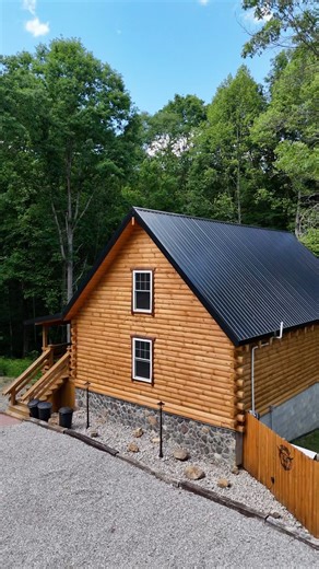 Welcome to The Ranch, a picturesque cabin retreat nestled in the heart of nature with stunning surroundings—towering trees, rolling hills, and the serene sounds of nature all around. It is also now pet friendly! #getawaycabins #hockinghills #petfriendly #weekendretreat | Getaway Cabins