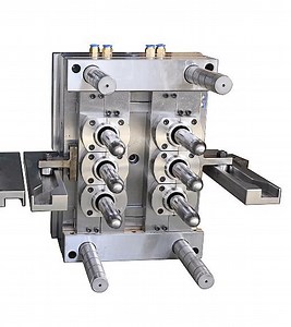 [Hot Item] 6 Cavity Pet Preform Mould with Pneumatice Valve Gate System and Hot Runner