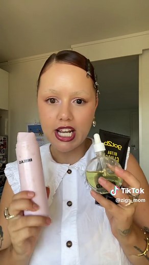 Slicked Back Bun Tutorial for Curly/Layered Hair & Fringes