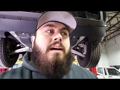 What in the heck is under this Cherokee Trailhawk!?!?!