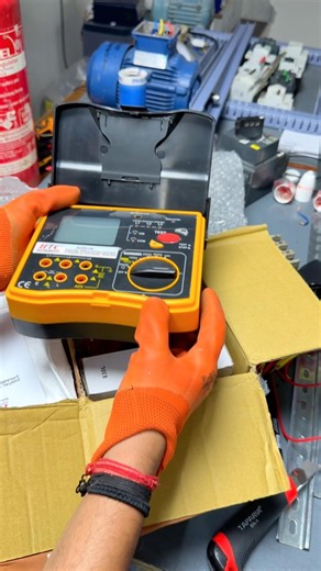 Megger Insulation Tester #electricalindia #megger