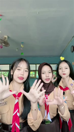 @Cann @Sheryn Naura @nasyaa