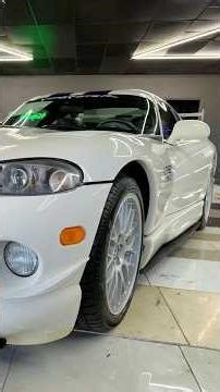 1998 Dodge Viper GTS-R