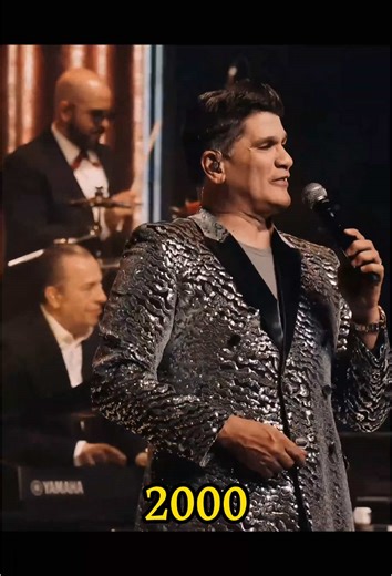 🎶 It’s time for this song to light up the night! 'Pégame Tu Vicio' is the perfect companion for your party tonight. With its irresistible beat and energy, are you ready to dance? 💃🕺 #EddyHerrera #PégameTuVicio #PartyTime #RhythmicBeats #NoSleepTonight