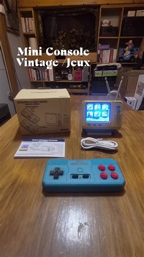 Mini console vintage #vintage #console #stylé #souvenir #nostalgie