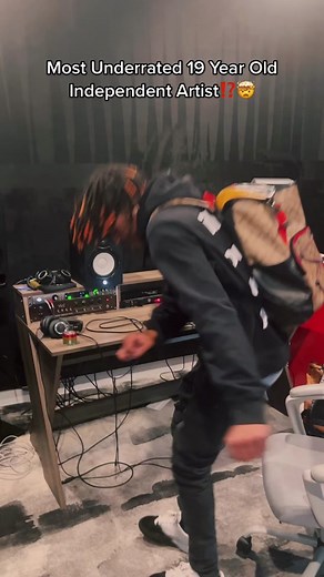 Uncovering the Talents of Ysn Flow: The Most Underrated 19-Year-Old Artist