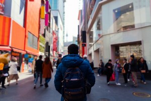 你有「社交疼痛感」嗎？走出孤寂第一步：接住自己｜天下雜誌