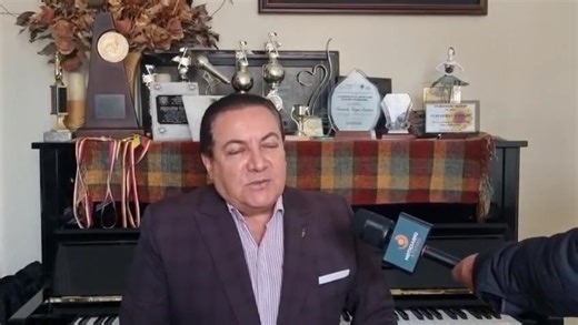 🎤✨ ¡Vuelve la magia de la música nacional! El maestro Fernando Vargas Larriva, apasionado defensor de nuestras raíces sonoras, da inicio al Segundo Festival Musical “Jóvenes Ídolos” 🇪🇨🎶 Una celebración del talento joven, la identidad ecuatoriana y el poder transformador del arte. Bajo su guía, este festival se convierte en un semillero de nuevas voces que honran y reinventan la música nacional. Reporte de Galo Orellana Alianza Noticiario Atenas- Wilar Rtv 📍 ¡No te lo pierdas! #FernandoVarga