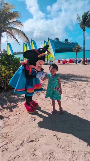 Castaway Cay Disney Cruise Day 🌴 | Paradise Found