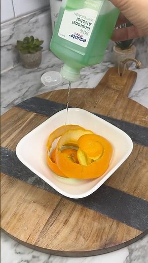 This Homemade Cleaner Costs Almost Nothing #cleaning #budget #hack