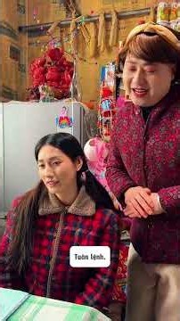 Xiao Mei enjoyed playing the role of a princess. #funny #entertainment #funny