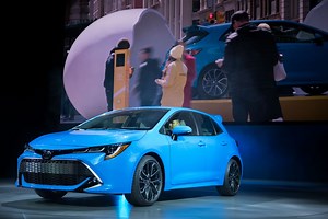 The 2021 Toyota Corolla XSE Comes in a Manual Option