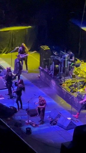 Larry Thompson on Reels