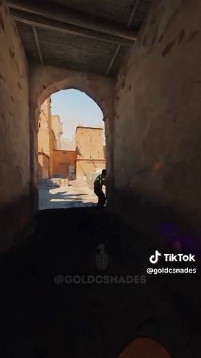 B SITE FLASH ON DUST 2 #CS2 #COUNTERSTRIKE