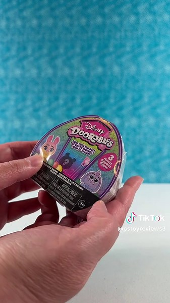 Paul and Shannon open Disney Doorables Gold Peek and Easter Friends Blind box figures #disney #doorables #doorablesdisney #doorablesunboxing #collectorfigure #pstoyreviewstoychannel #pstoyreviews #blindbags #blindbag #toy #toyunboxing #toyopening #blindbox #blindboxes