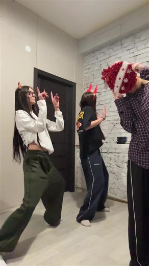 @FDS crew #newyear #christmas #trend #2026 #dancer