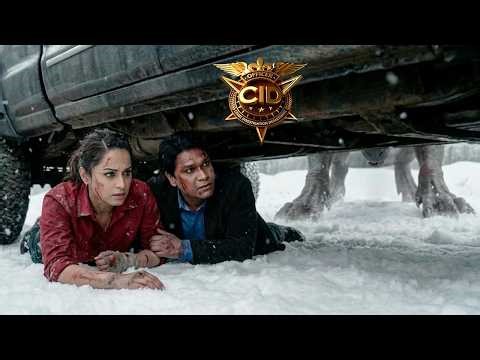 When Abhijeet and Purvi hide under the car to save their lives from a dangerous animal | Best of ...