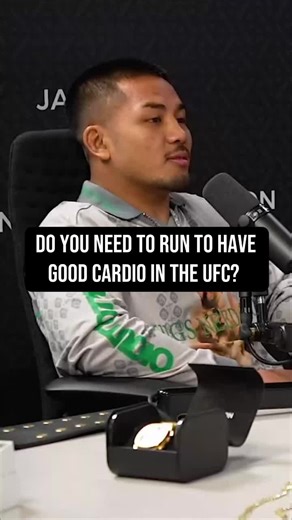 Do you need to run to have good cardio in the ufc? #ufc #michealbisping #joshuavan #jaxxonpodcast