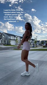 Gym OOTD 💗 Sports Bra: @AOXJOX Shorts: @lululemon Shoes: @APL Luxe Performance Footwear | Hey Rachel Hughes