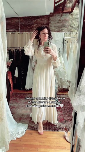 Stylish Vintage Wedding Dress Selection