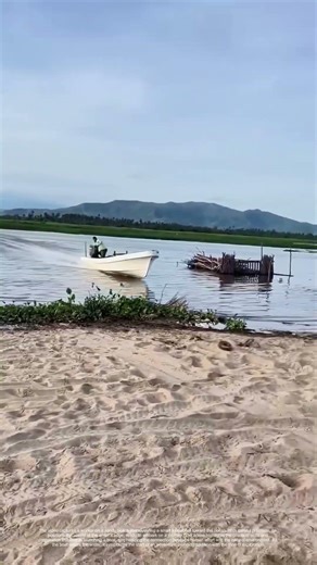 Launching Adventure: How a Small Boat Sets Sail from Sandy Shores